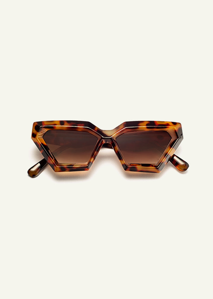 sybaria; sybaria sunglasses; POSITANO sunglasses (HAVANA & MOCHA); Geometric & Cat Eye; Geometric & Cat Eye luxury; premium unisex eyewear; ultralight polycarbonate eyewear; Mocha Gradient UV400 lenses; high fashion eyewear; chromotherapy eyewear;