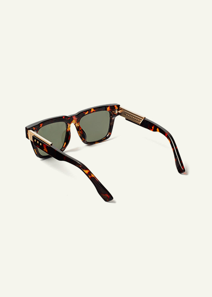 sybaria; sybaria sunglasses; SANT'ANDREA sunglasses (HAVANA & GREEN); Wayfarer; luxury Wayfarer; premium unisex eyewear; ultra-lightweight polycarbonate eyewear; Green UV400 lenses; high fashion eyewear; chromotherapy eyewear;