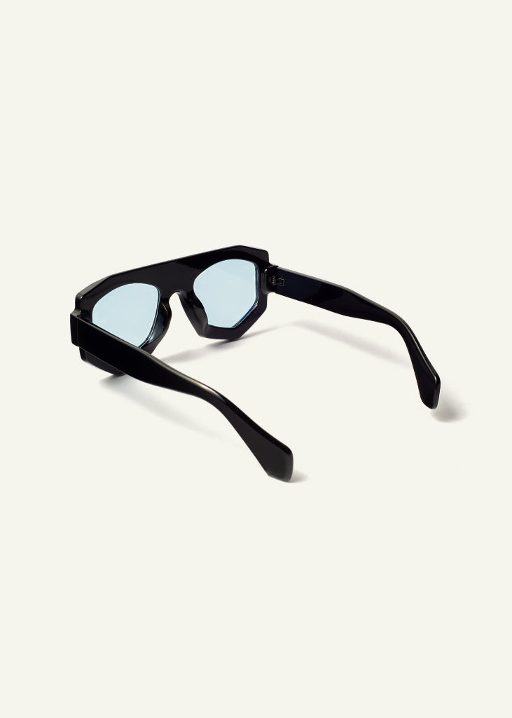 sybaria; sybaria sunglasses; SPARTACO sunglasses (BLACK & BLUE); Oversized & Oval; Oversized & Oval luxury; premium unisex eyewear; ultra-light polycarbonate eyewear; UV400 blue lenses; high-fashion eyewear; chromotherapy eyewear;