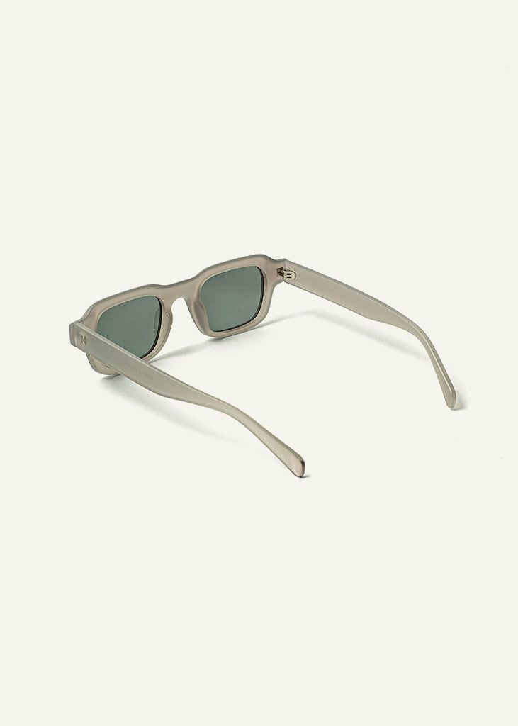 sybaria; sybaria sunglasses; VERSILIA sunglasses (MATTE GRAY & OLIVE); Wayfarer; luxury Wayfarer; premium unisex eyewear; ultra-lightweight polycarbonate eyewear; Olive UV400 lenses; high fashion eyewear; chromotherapy eyewear;